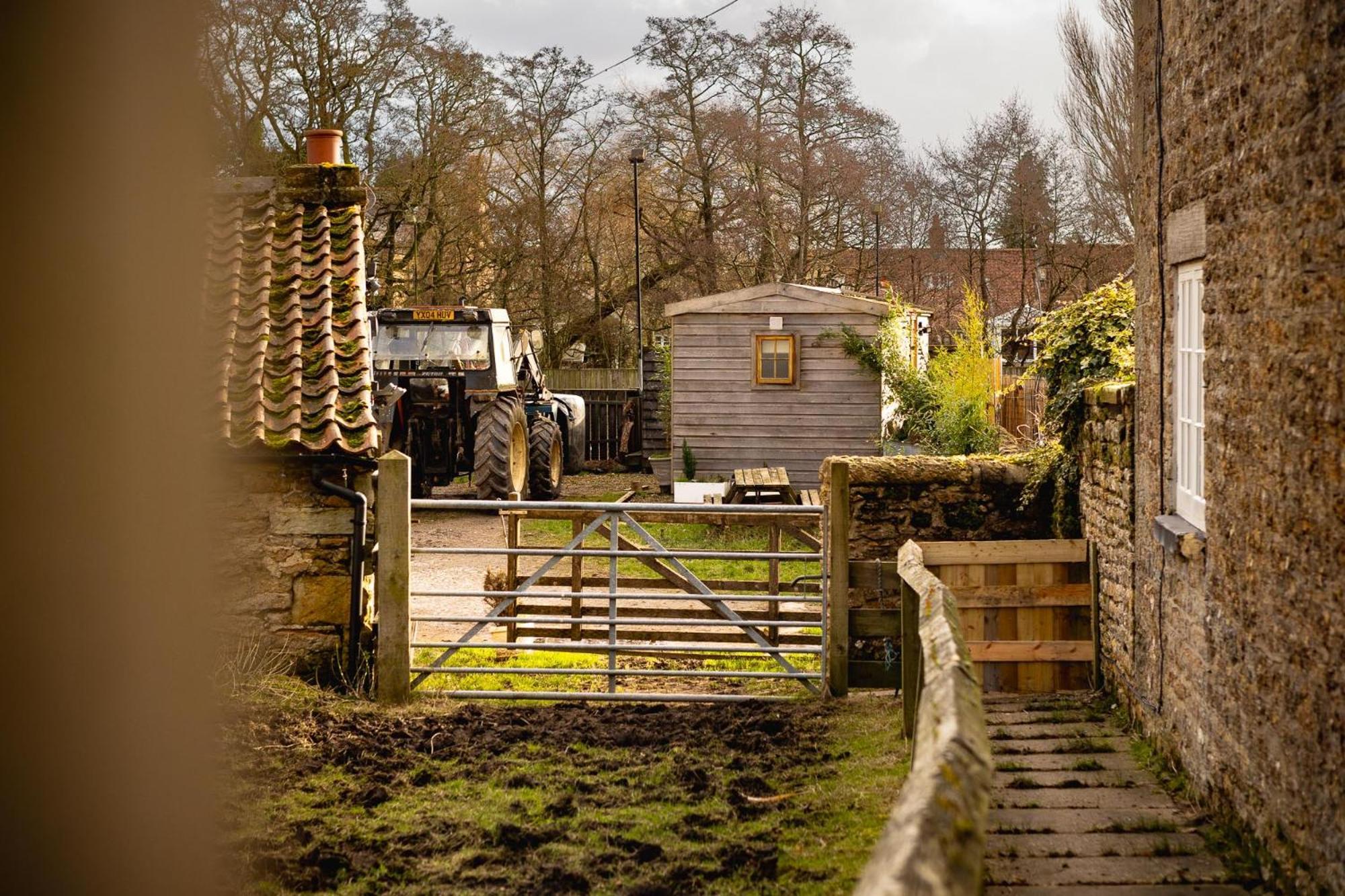 Shepherds Hut, West Ayton, Scarborough Exterior photo